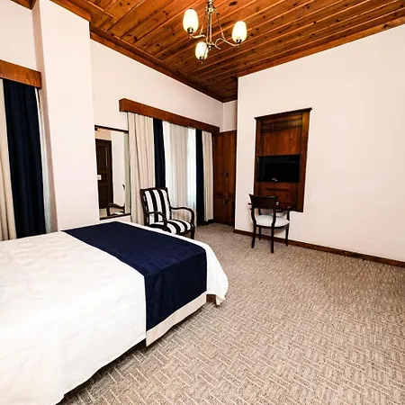 Hotel Bosnali 3*